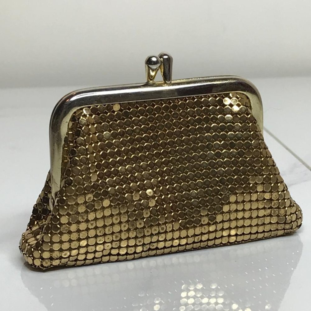 Vintage Whiting & Davis Gold Mesh Coin Purse Bag